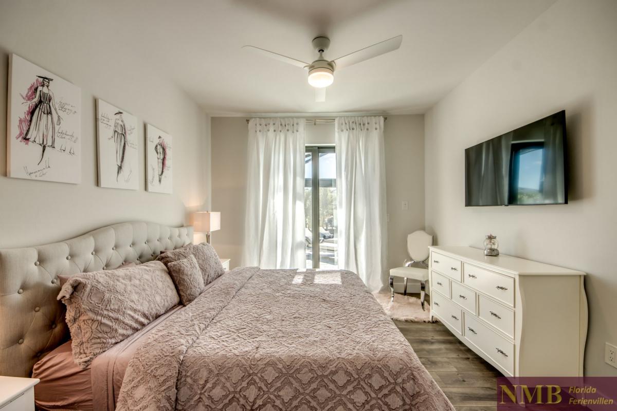 Ferienhaus-Cape-Coral-Sanisbar Breeze_43-Bedroom-2